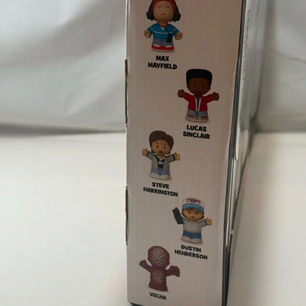 Stranger Things Max’s Song Fisher Price Kids Toy Figure Set - Multicolor